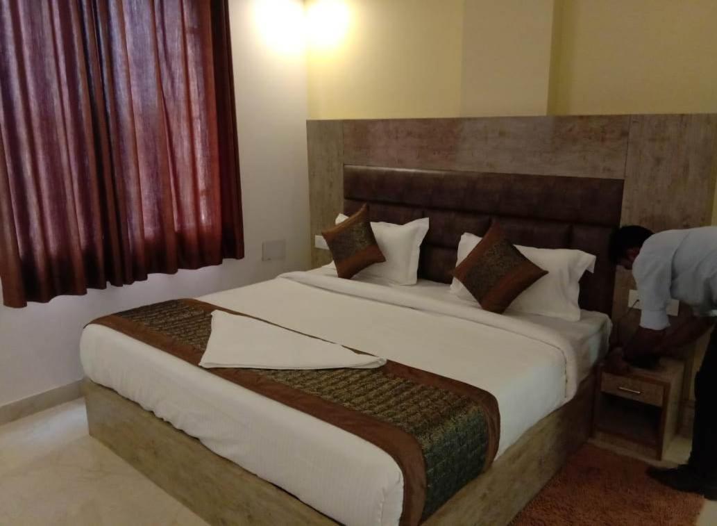 Hotel Broadway Νέο Δελχί Εξωτερικό φωτογραφία